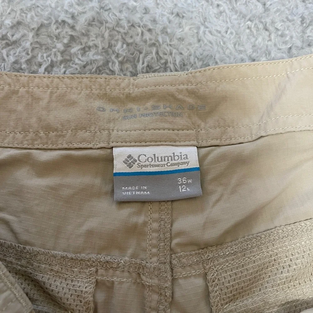 Columbia Omni-Shade Mens Cargo Shorts 36 Tan Khaki Hiking Fishing Regular Fit